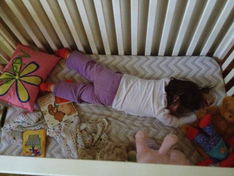 The Ultimate Guide to Your 2 Year Old's Sleep Schedule & Sleep Problems